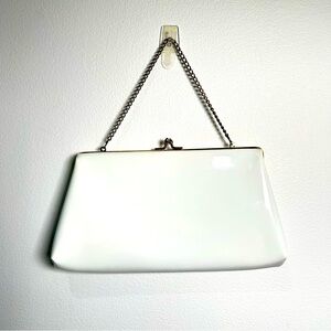 HL USA Vintage White Patent Kiss Lock Purse Hidden Chain Handle Cir 1960s NWOT
